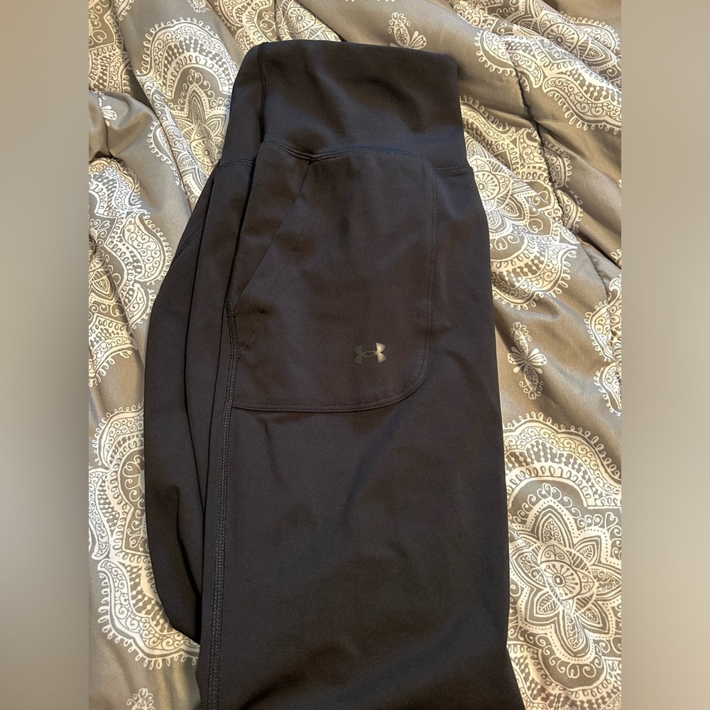 women’s large under armour joggers